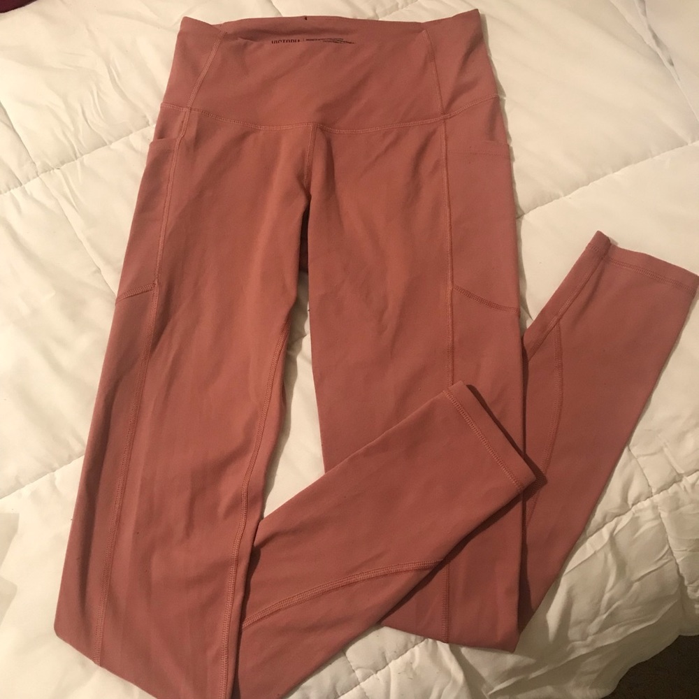 Salmon Pink VS Sport 7/8 Leggings with Pockets